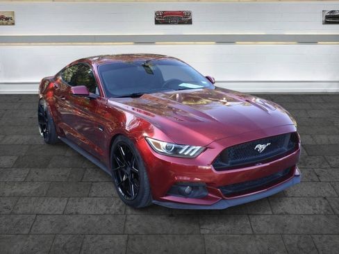 Used 2017 Ford Mustang GT Premium w/ GT Performance Package RWD image 1