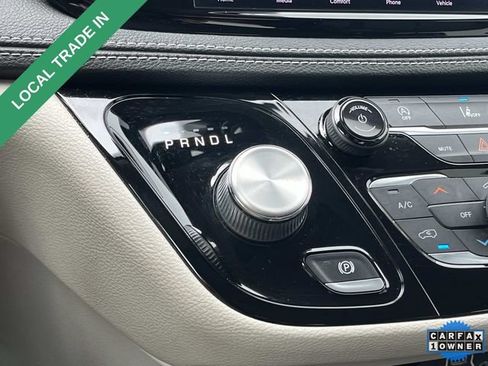 Used 2022 Chrysler Pacifica Touring-L FWD image 31