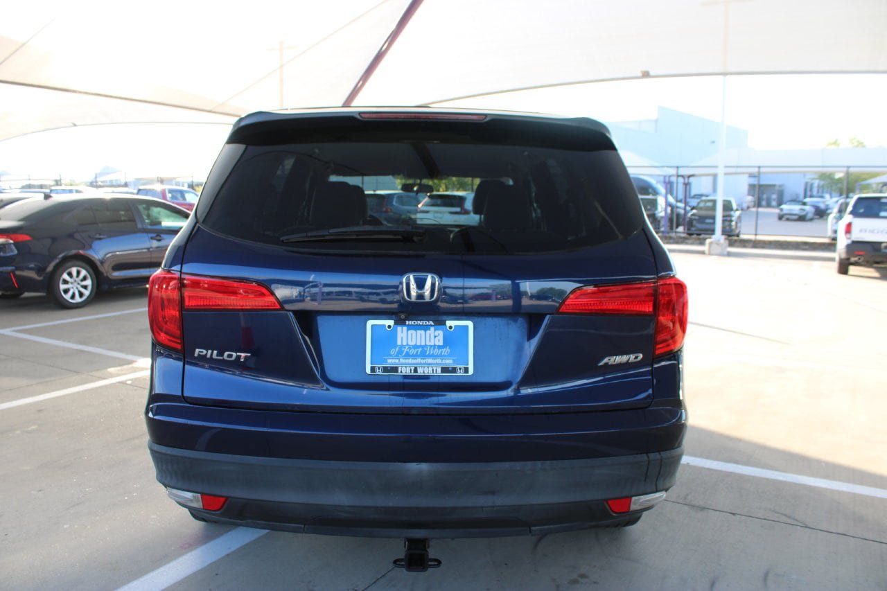 Used 2016 Honda Pilot LX image 4