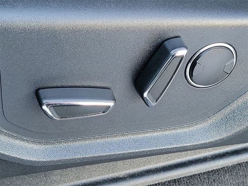 Used 2017 Ford F450 Lariat w/ Lariat Ultimate Package image 26