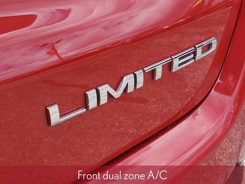 Used 2024 Jeep Compass Limited AWD/4WD image 8