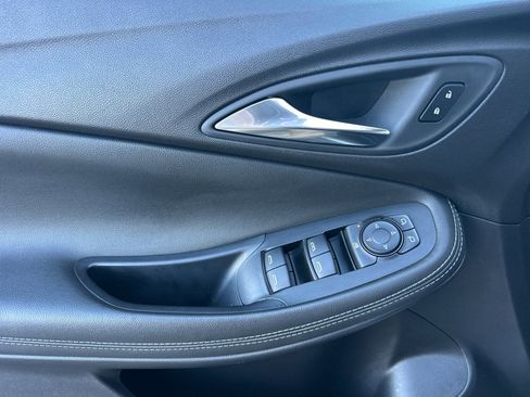 Used 2024 Buick Encore GX Preferred FWD image 10