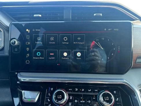 Used 2024 GMC Sierra 1500 Denali Ultimate AWD/4WD image 29