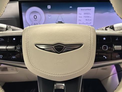 Used 2025 Genesis GV80 3.5T Prestige AWD/4WD image 16