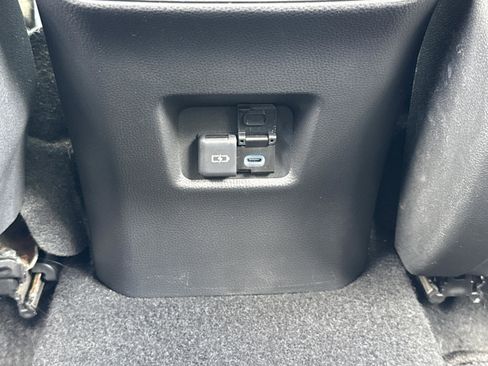Used 2022 Toyota RAV4 XLE w/ Convenience Package AWD/4WD image 26