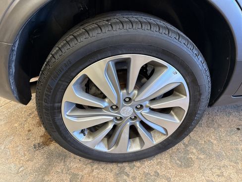 Used 2019 Buick Encore Preferred w/ Safety Package image 11