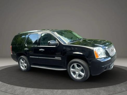 Used 2014 GMC Yukon Denali AWD/4WD image 8