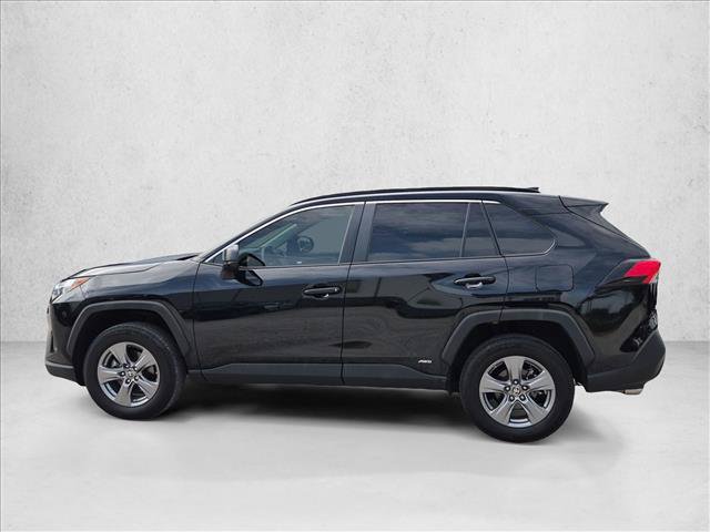 Used 2024 Toyota RAV4 LE AWD/4WD image 9