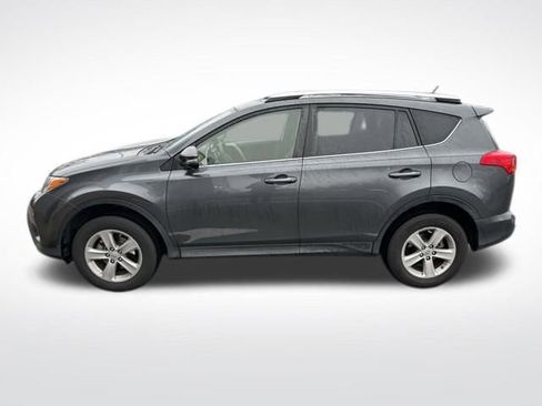 Used 2013 Toyota RAV4 XLE image 9