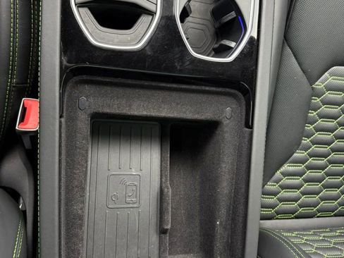 Used 2022 Lamborghini Urus AWD/4WD image 52