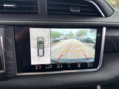 Used 2023 GMC Yukon Denali w/ Denali Reserve Package AWD/4WD image 73