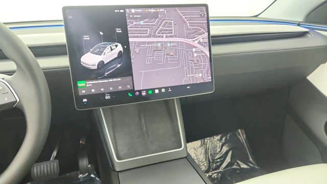 Used 2026 Tesla Model Y AWD image 56