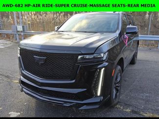 Used 2023 Cadillac Escalade V w/ LPO, ONYX Package video 1