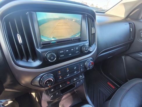 Used 2018 GMC Canyon All Terrain w/ Trailering Package image 11