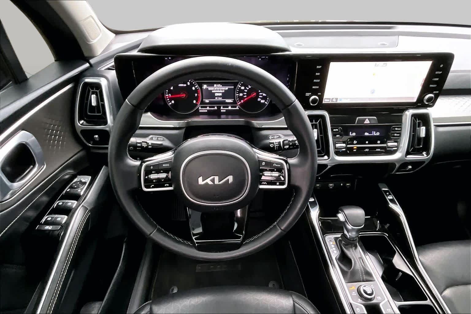 Used 2022 Kia Sorento SX AWD/4WD image 6
