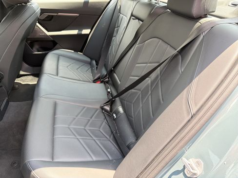 Used 2026 BMW 530i xDrive AWD/4WD image 18