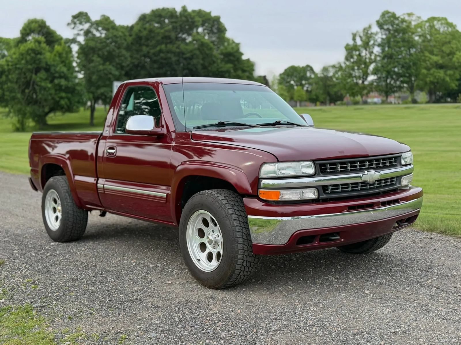 Used 2001 Chevrolet Silverado 1500 LS w/ Off-Road Chassis Pkg AWD/4WD image 8