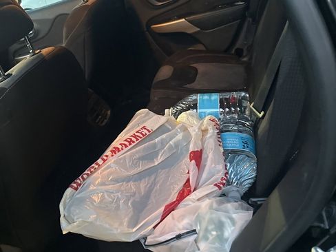 Used 2018 Jeep Cherokee Latitude image 20