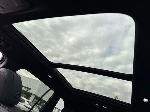 New 2026 Buick Enclave Sport Touring w/ Power Package image 21