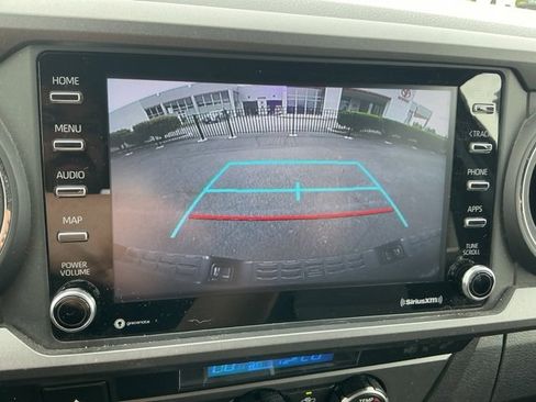 Used 2023 Toyota Tacoma TRD Sport image 17