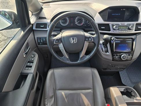 Used 2015 Honda Odyssey EX-L image 18