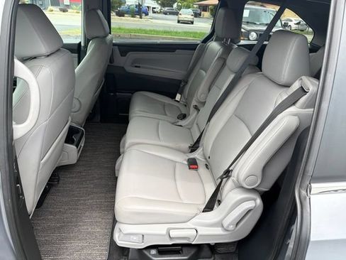 Used 2023 Honda Odyssey EX-L image 24