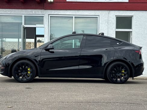 Used 2021 Tesla Model Y Long Range AWD/4WD image 7