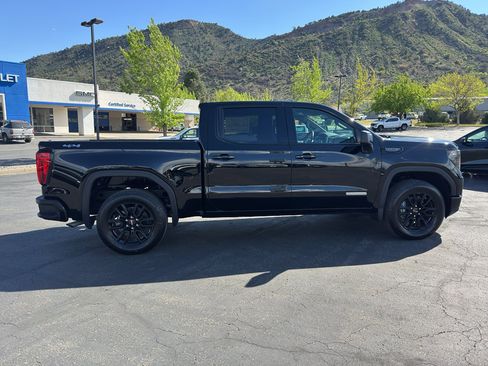 New 2026 GMC Sierra 1500 Elevation w/ Max Trailering Package AWD/4WD image 8