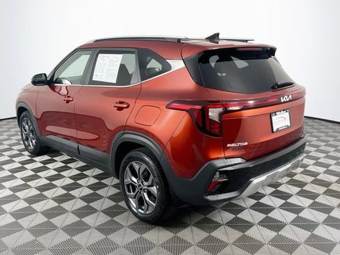Used 2024 Kia Seltos S AWD/4WD image 6