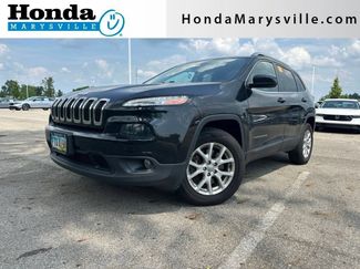 Used 2016 Jeep Cherokee Latitude w/ Cold Weather Group AWD/4WD video 1