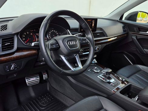 Used 2020 Audi Q5 2.0T Premium AWD/4WD image 26