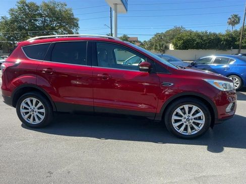 Used 2017 Ford Escape Titanium image 14