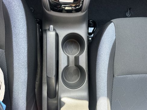 New 2025 Nissan Versa SV w/ Trunk Package image 19