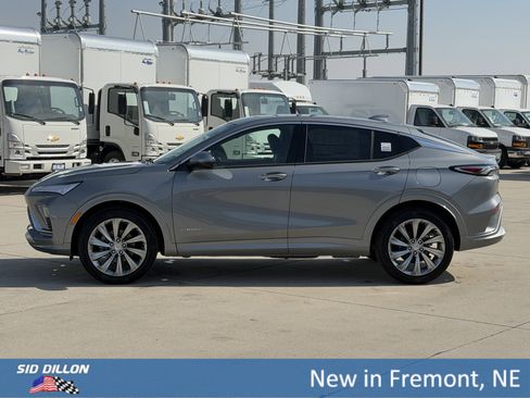 New 2026 Buick Envista Avenir FWD image 8