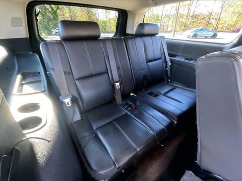 Used 2014 GMC Yukon XL SLT image 29