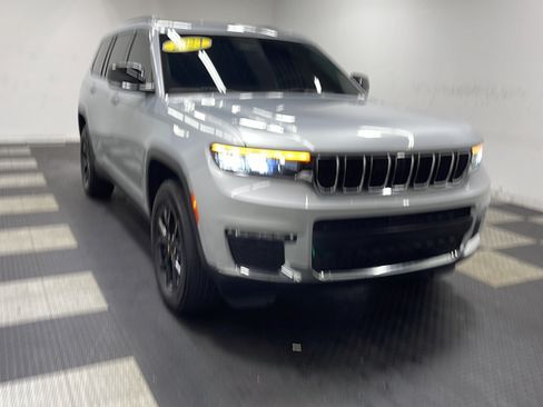Used 2024 Jeep Grand Cherokee L Limited AWD/4WD image 23