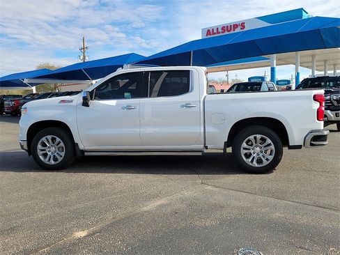 Used 2024 Chevrolet Silverado 1500 LTZ w/ Technology Package image 2