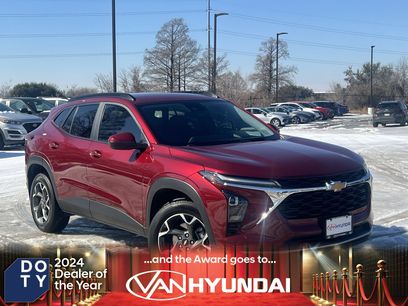 Used 2025 Chevrolet Trax LT w/ Driver Confidence Package