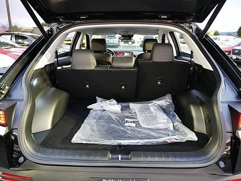 Used 2025 Hyundai Ioniq 5 SEL image 13