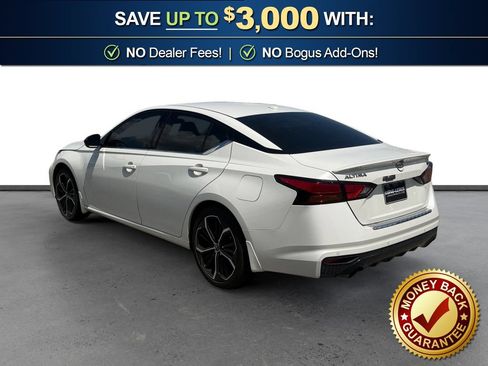 Used 2023 Nissan Altima 2.5 SR FWD image 4