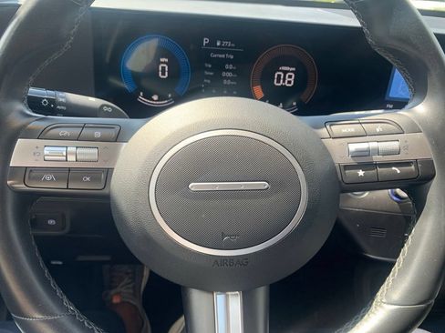 Certified 2024 Hyundai Kona SEL AWD/4WD image 18