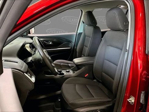 Used 2024 GMC Terrain SLE w/ Driver Convenience Package AWD/4WD image 13