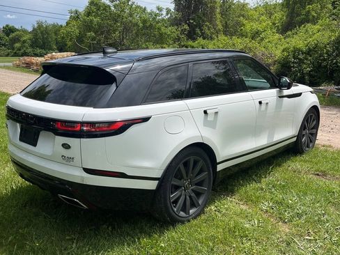 Used 2018 Land Rover Range Rover Velar R-Dynamic HSE AWD/4WD image 3