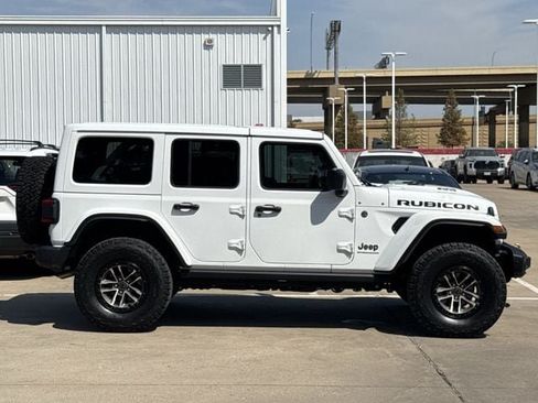 Used 2024 Jeep Wrangler Unlimited Rubicon 392 AWD/4WD image 3