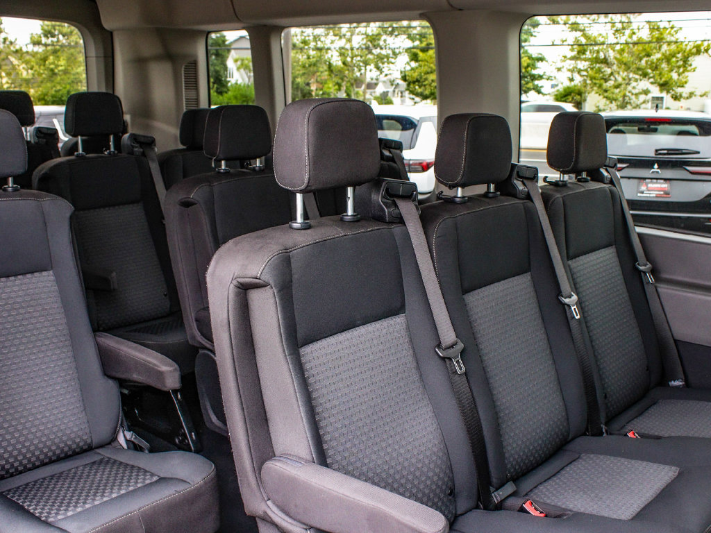 Used 2023 Ford Transit 350 XLT RWD image 33