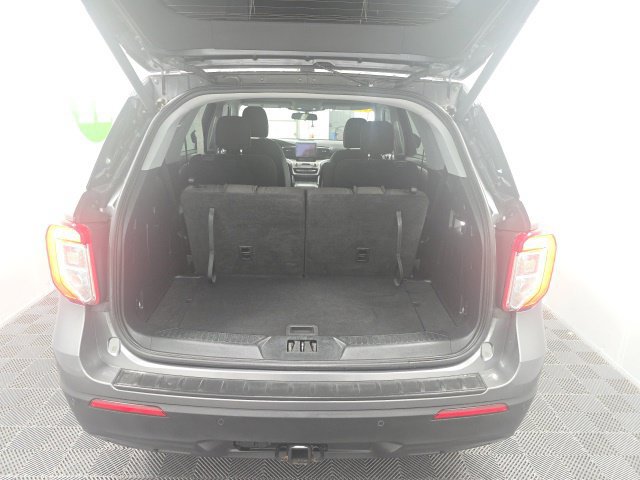 Used 2022 Ford Explorer XLT w/ Class IV Trailer Tow Package AWD/4WD image 18