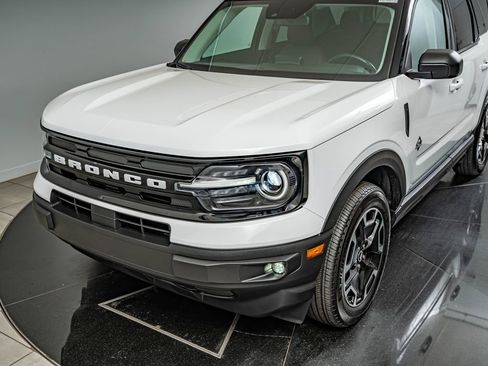 Used 2023 Ford Bronco Sport Outer Banks w/ Tech Package AWD/4WD image 14