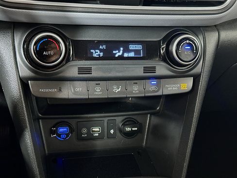 Used 2021 Hyundai Kona Limited FWD image 15