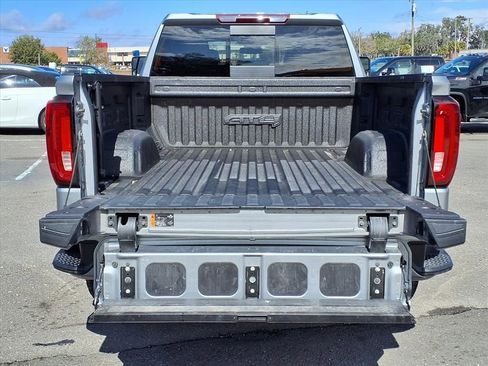 Used 2024 GMC Sierra 1500 AT4 w/ AT4 Premium Package image 19