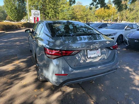 New 2025 Nissan Sentra SV image 5